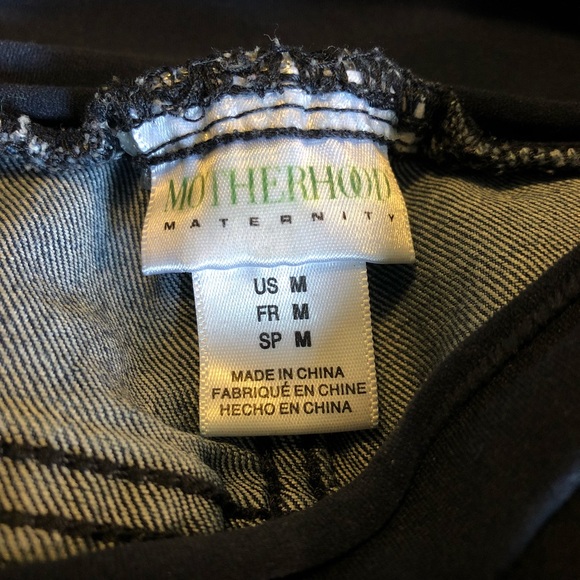 Maternity Skinny Jeans - Picture 5 of 5